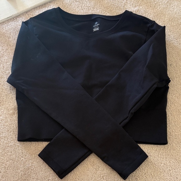 aerie Tops - Aerie Black Long Sleeve crop top